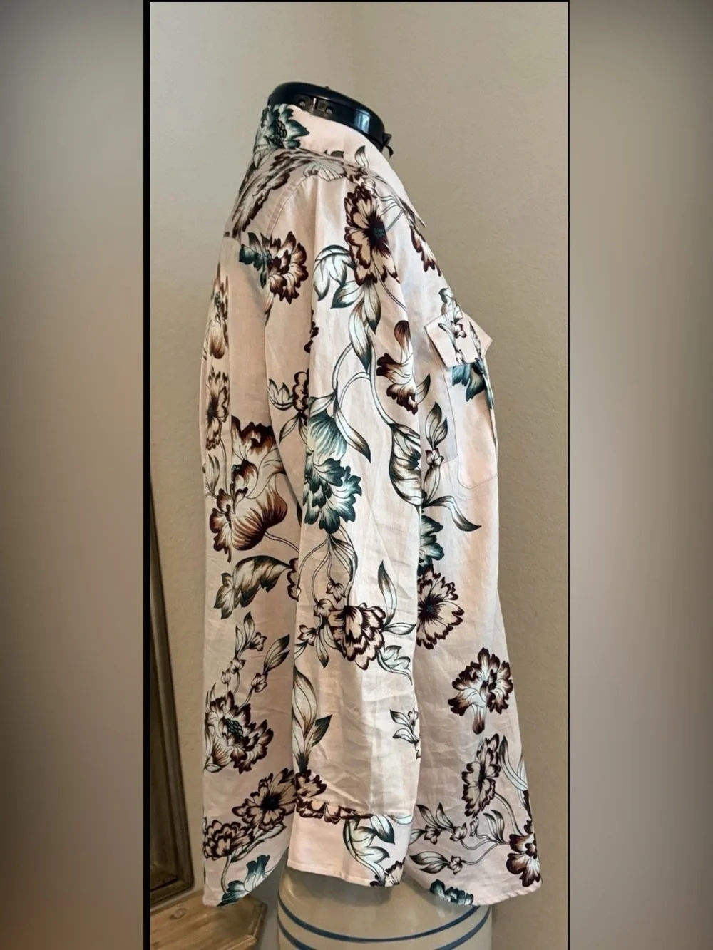 Lauren Ralph Lauren Women’s 1X Floral Button Front blouse. I - Picture 6 of 7